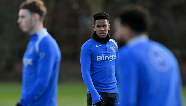 Estevao Willian phơi bày những lỗ hổng hệ thống phòng ngự Chelsea.