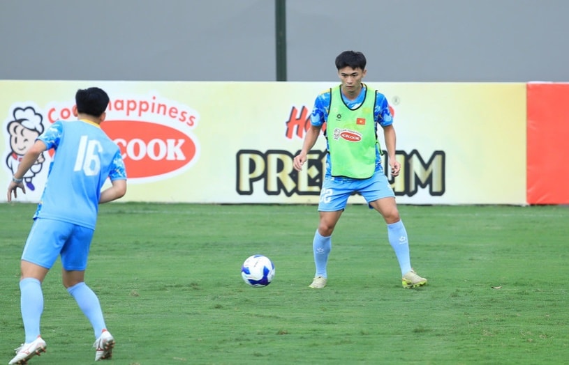 Việt Cường hứa hẹn sẽ mang đến làn gió mới cho hàng công Việt Nam.