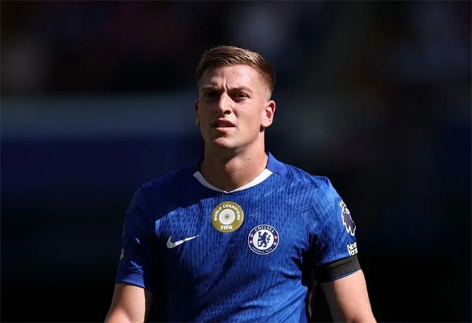 Liam Delap có thể chia tay Chelsea để tìm kiếm cơ hội đá chính.