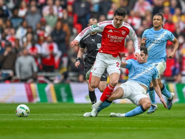 Kai Havertz mờ nhạt trên hàng công Pháo thủ