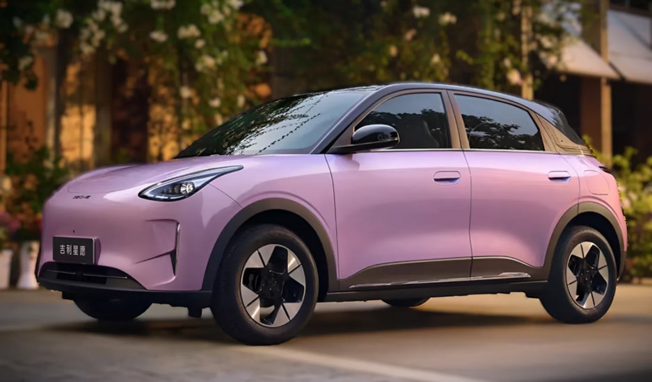 Kích thước và không gian lưu trữ của Geely EX2