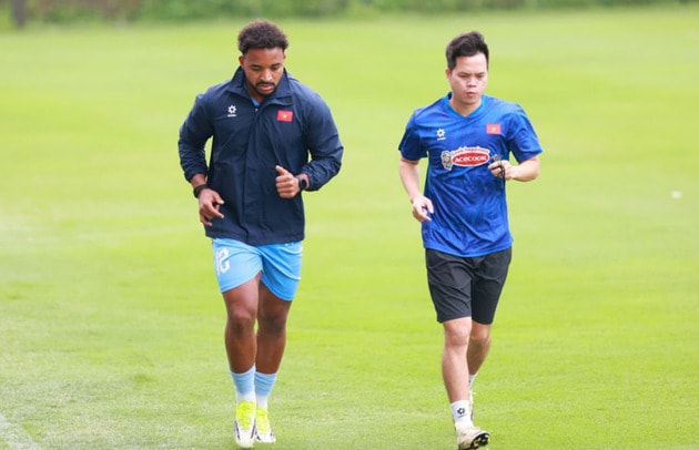 Xuân Son đang nỗ lực tập riêng để hồi phục thể lực tốt nhất