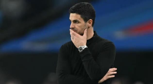 Arsenal đang bị chỉ trích vì lối chơi.