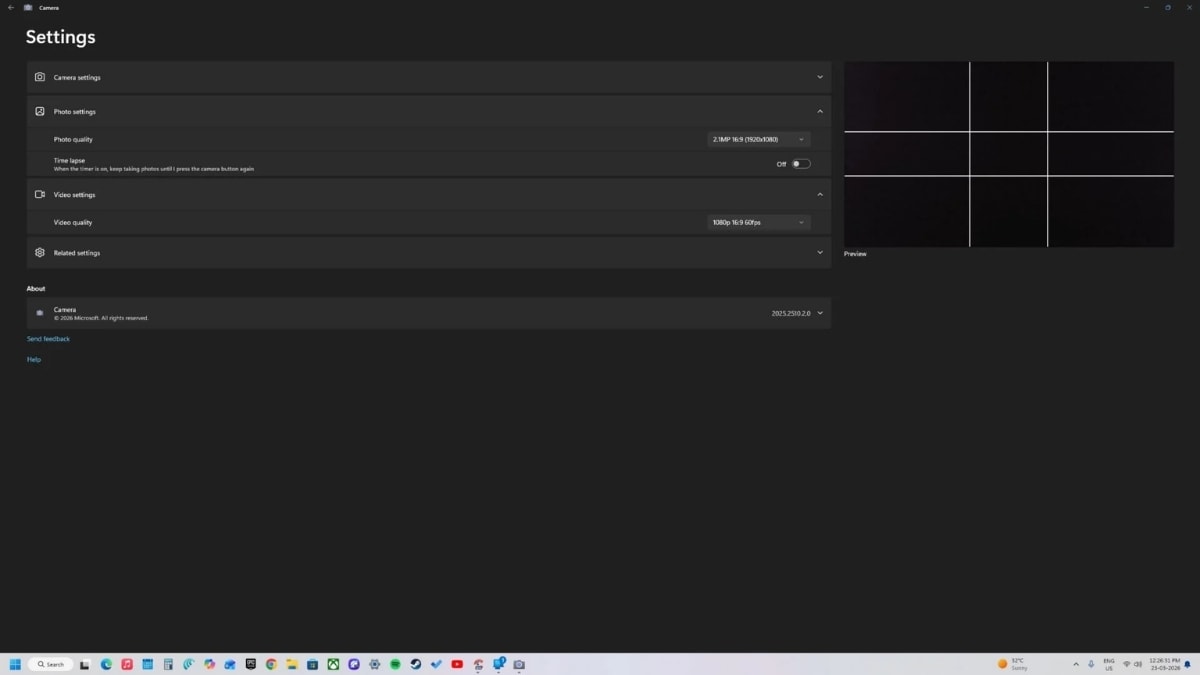 Khi kết nối thiết bị Galaxy với máy tính, bạn có thể kiểm soát hệ thống ống kính của máy