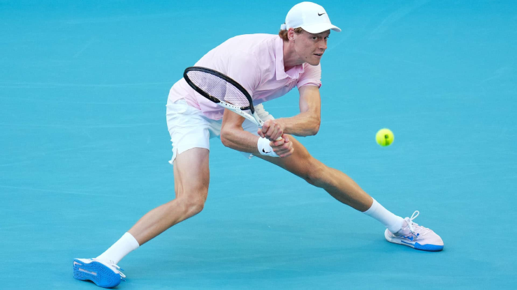 Jannik Sinner thi đấu tại Miami Open 2026