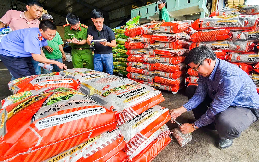 Giá phân bón hôm nay 26/3/2026 ổn định trên cả nước