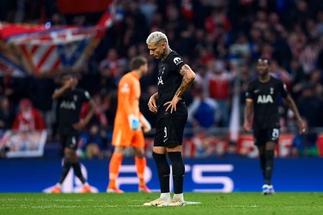 Tottenham Hotspur đang đối mặt với khủng hoảng trầm trọng khi đứng sát nhóm xuống hạng.