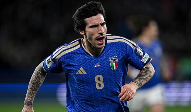 Manchester United cần hành động quyết liệt để sở hữu chữ ký của Sandro Tonali.