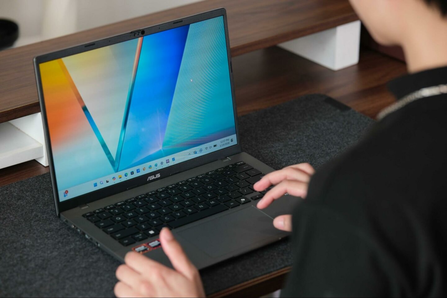 xu huong laptop da dung 8