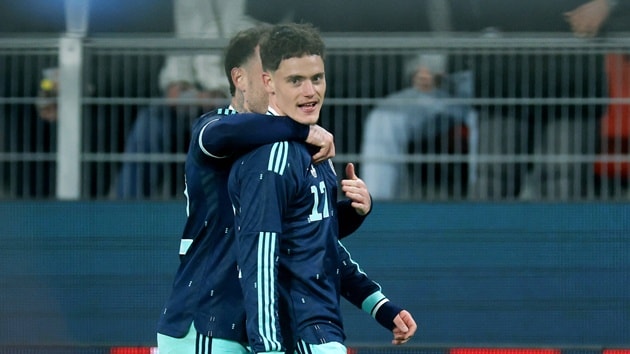 Florian Wirtz ăn mừng bàn thắng trong màu áo đội tuyển Đức