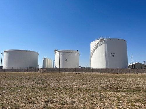 Kho chứa dầu thô và hoạt động lọc dầu tại Mỹ