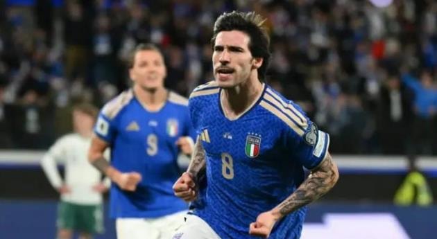 Sandro Tonali tỏa sáng trong trận thắng của Italy trước Bắc Ireland.