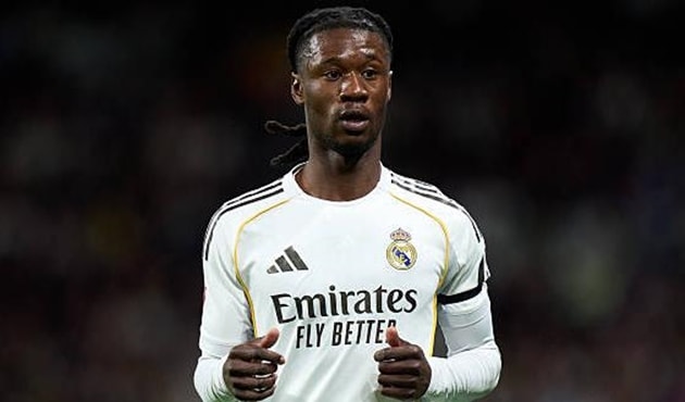 Eduardo Camavinga nằm trong tầm ngắm của Manchester United.