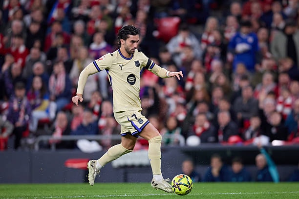 Barcelona đề xuất dùng Ferran Torres để trao đổi lấy sự phục vụ của Marcus Rashford.