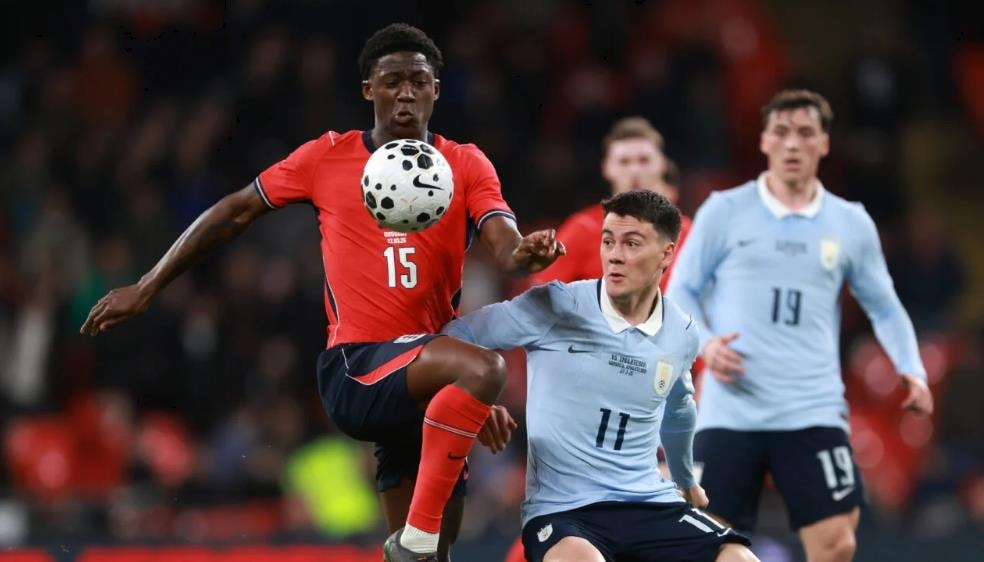 Mainoo suýt chút nữa đã đi vào vết xe đổ của James Garner tại Man Utd.