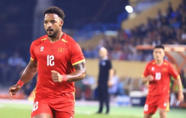 Tiền đạo Nguyễn Xuân Son trong buổi tập trung cùng đội tuyển quốc gia Việt Nam.