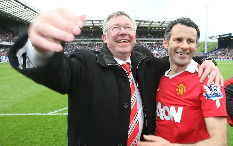 Ryan Giggs thừa nhận Sir Alex Ferguson là nguồn động lực lớn nhất sự nghiệp.