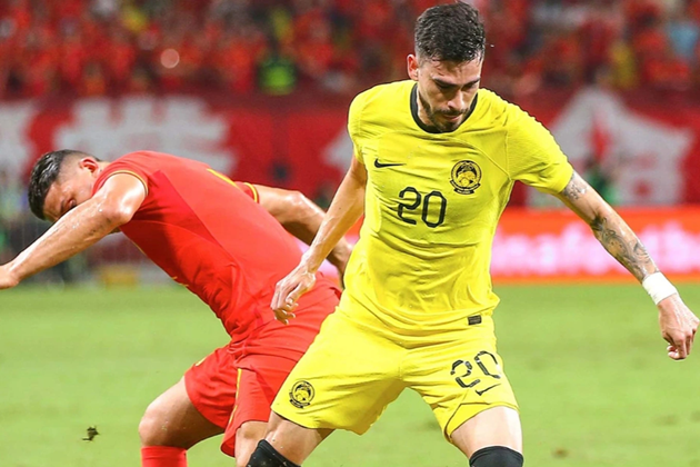 Tiền vệ Endrick dos Santos trong màu áo đội tuyển quốc gia Malaysia