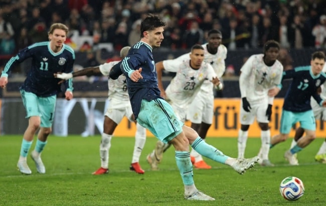 Havertz ghi bàn mở tỷ số cho tuyển Đức từ chấm phạt đền.