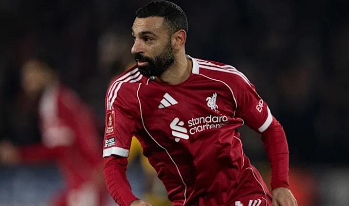 Tiền đạo Mohamed Salah bày tỏ ý định chuyển tới La Liga thi đấu cho Real Madrid.