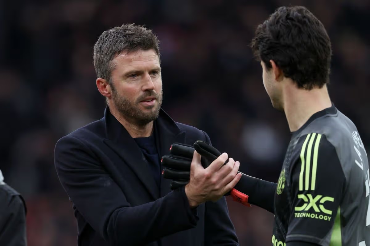 Lammens đánh giá cao sự rõ ràng trong chiến thuật mà Michael Carrick mang lại cho MU.