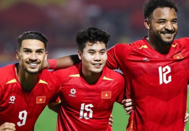 Hậu vệ Trương Tiến Anh sở hữu khả năng tạt bóng và hỗ trợ tấn công ấn tượng dưới thời HLV Kim Sang-sik.