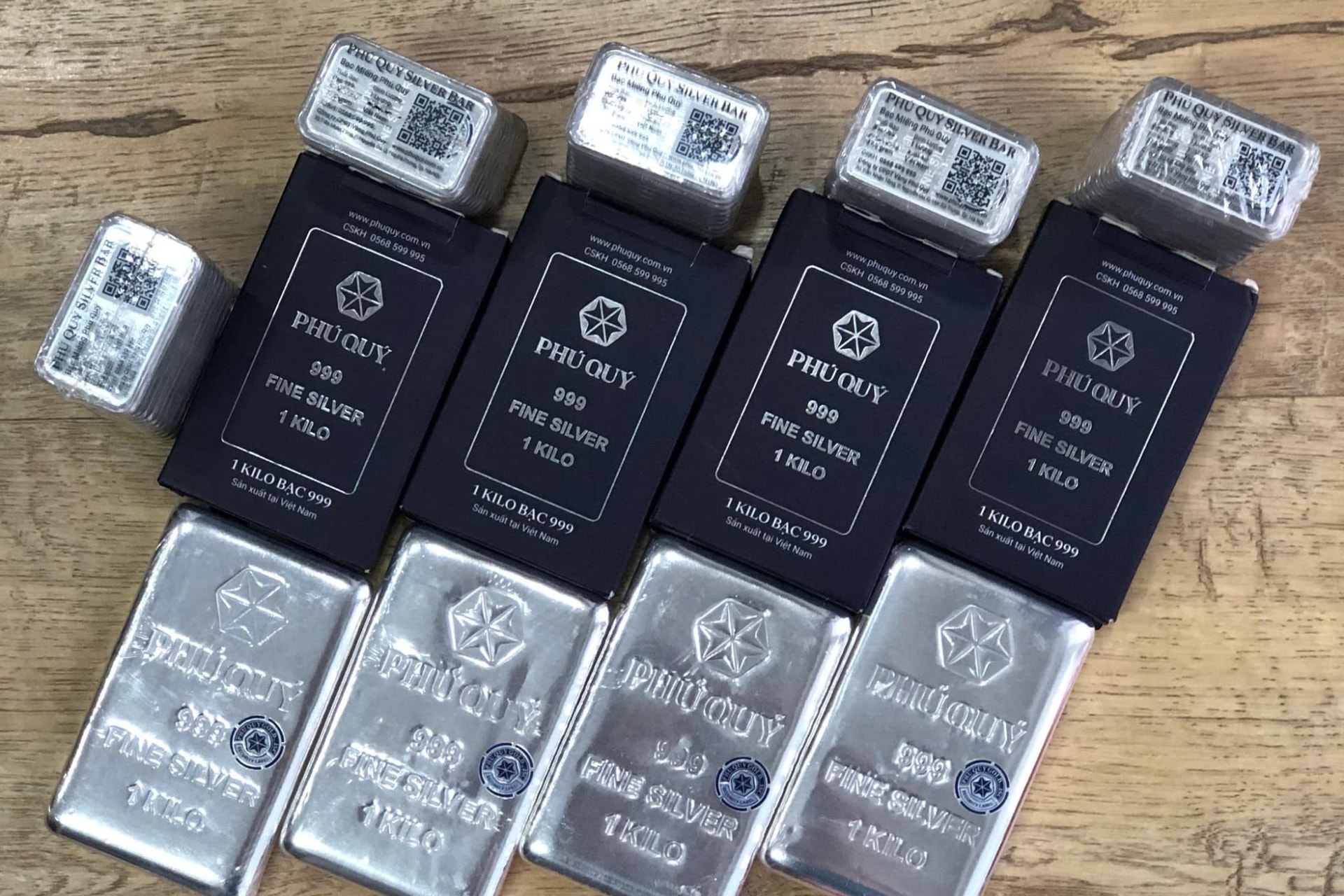 Giá bạc 3/4: Tăng nhẹ lên 73 USD/ounce