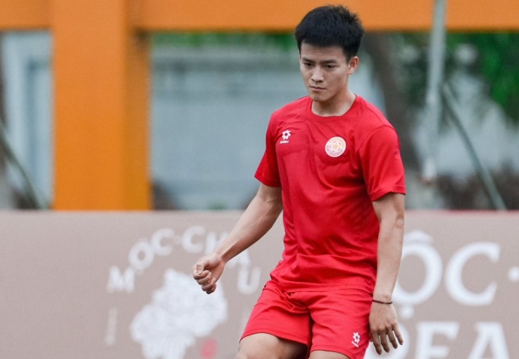 Nguyễn Thanh Nhàn là niềm hy vọng trên hàng công của PVF-CAND.