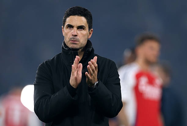 HLV Mikel Arteta được cho là đã yêu cầu các trụ cột rút khỏi ĐTQG.