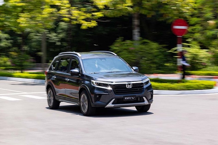 Giá xe Honda BR-V tháng 4/2026, giảm 50% phí trước bạ các phiên bản - 9