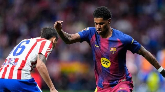 Rashford tỏa sáng trong màu áo Barcelona khi được trao cơ hội đá chính.