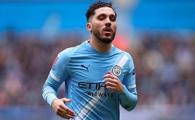 Cầu thủ Rayan Cherki thi đấu ấn tượng trong màu áo Manchester City.