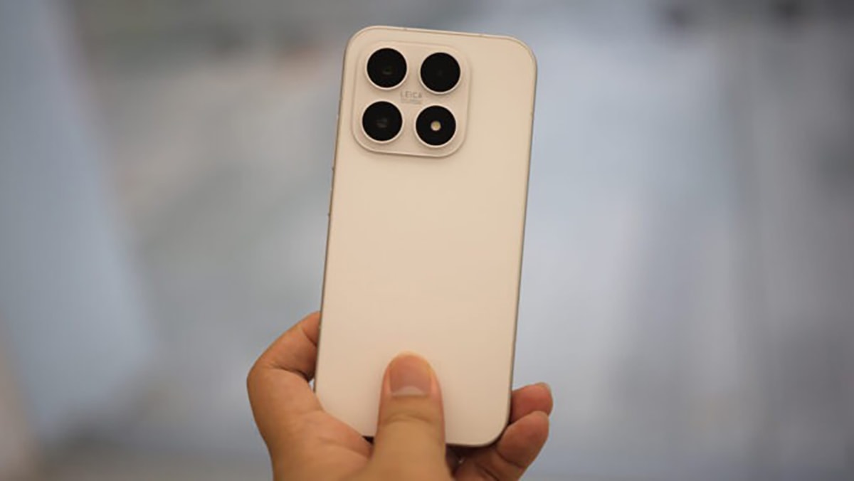 Thiết kế mặt sau của Xiaomi 17 Max không có màn hình phụ