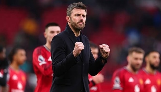 Michael Carrick đang là ứng viên sáng giá nhất cho ghế HLV trưởng chính thức tại Manchester United.