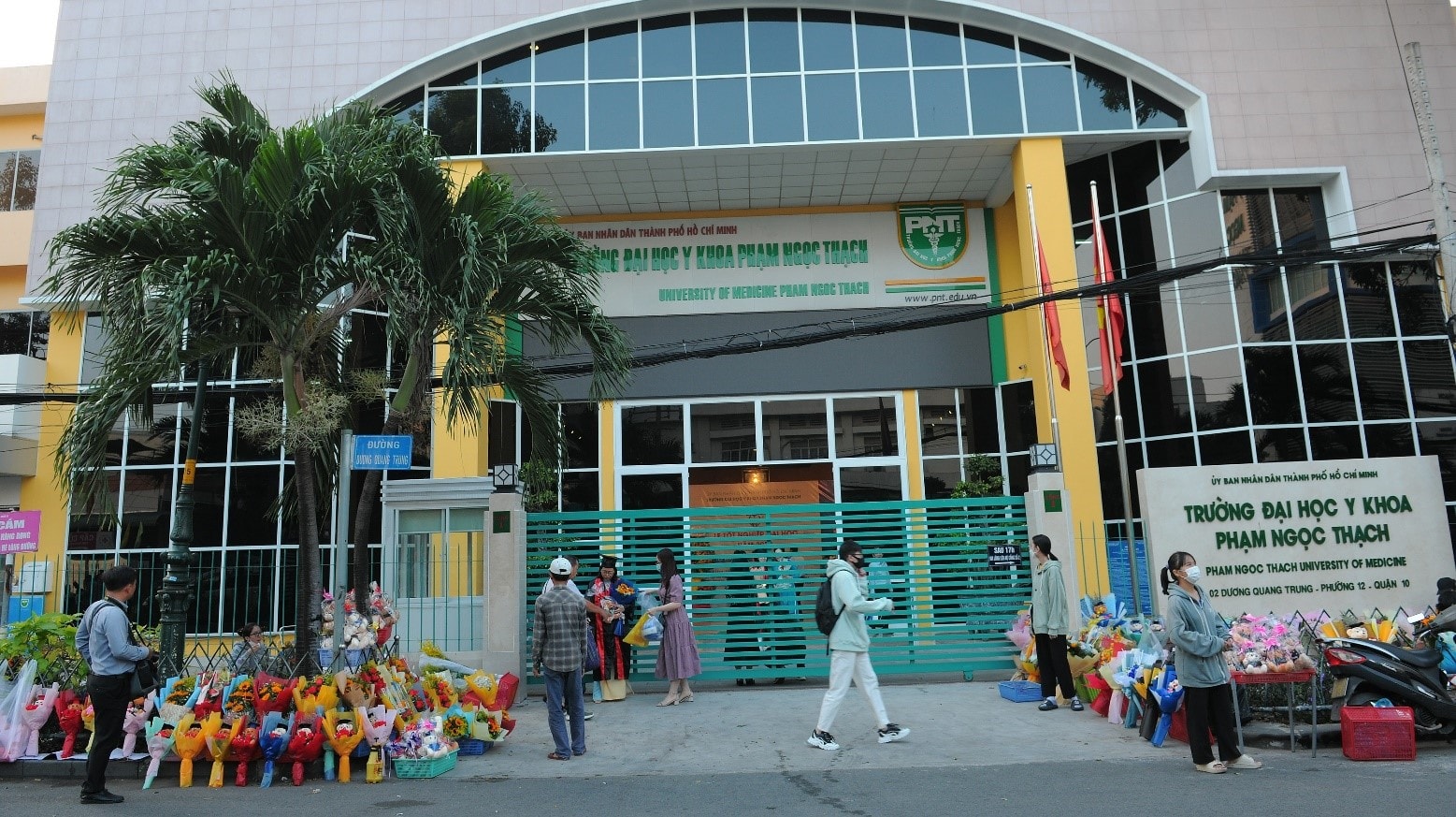 Học phí Trường đại học Y khoa Phạm Ngọc Thạch năm 2026: Y khoa lên 81 triệu