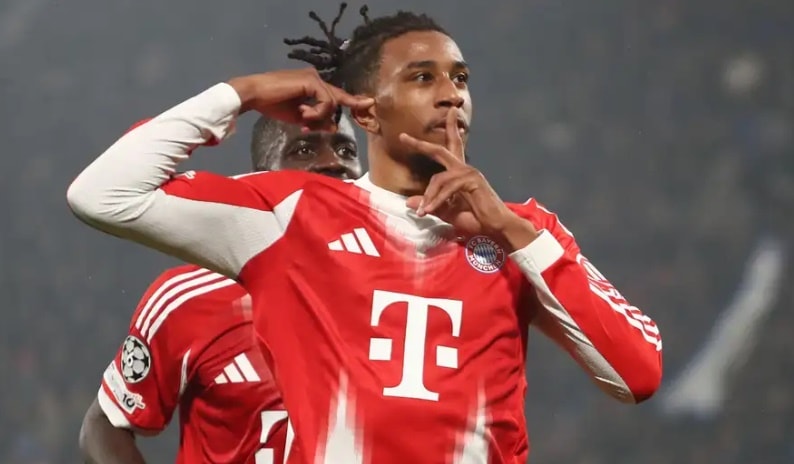 Michael Olise đang là ngôi sao chạy cánh hàng đầu châu Âu với khả năng kiến tạo và ghi bàn toàn diện.