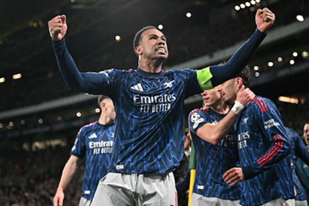 Gabriel Magalhaes phối hợp ăn ý cùng Saliba để vô hiệu hóa Sporting