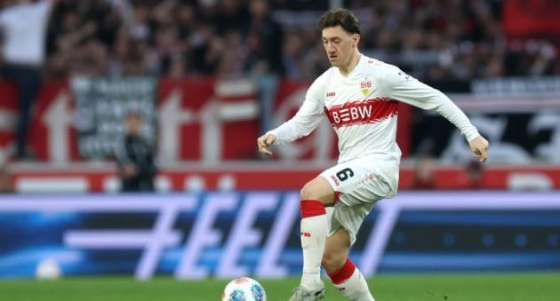 Angelo Stiller là một mục tiêu chuyển nhượng quan trọng của Man Utd