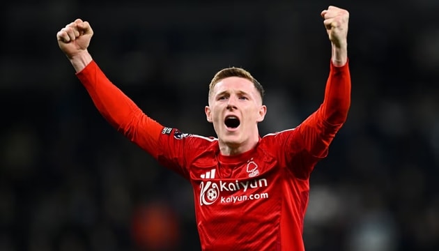 Nottingham Forest hét giá bán Elliot Anderson
