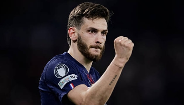 Khevicha tỏa sáng giúp PSG đánh bại Liverpool.