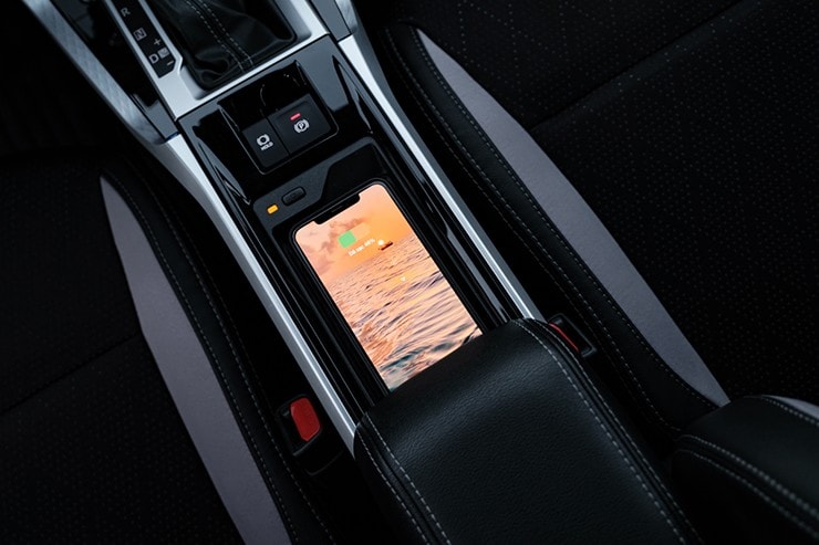 Nội thất rộng rãi với chế độ ghế Sofa độc đáo