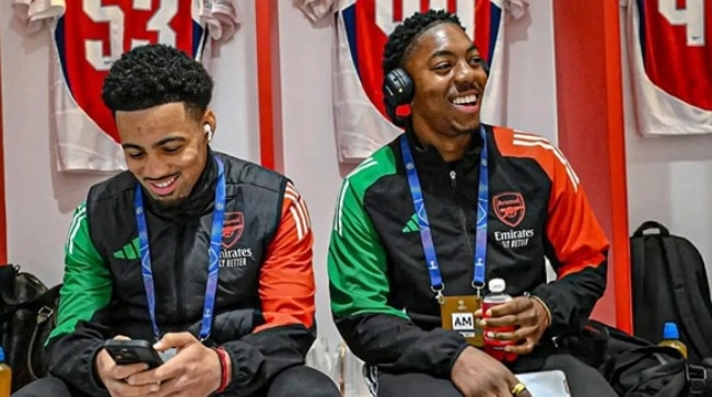 Arsenal sẵn sàng lắng nghe đề nghị cho Lewis-Skelly.