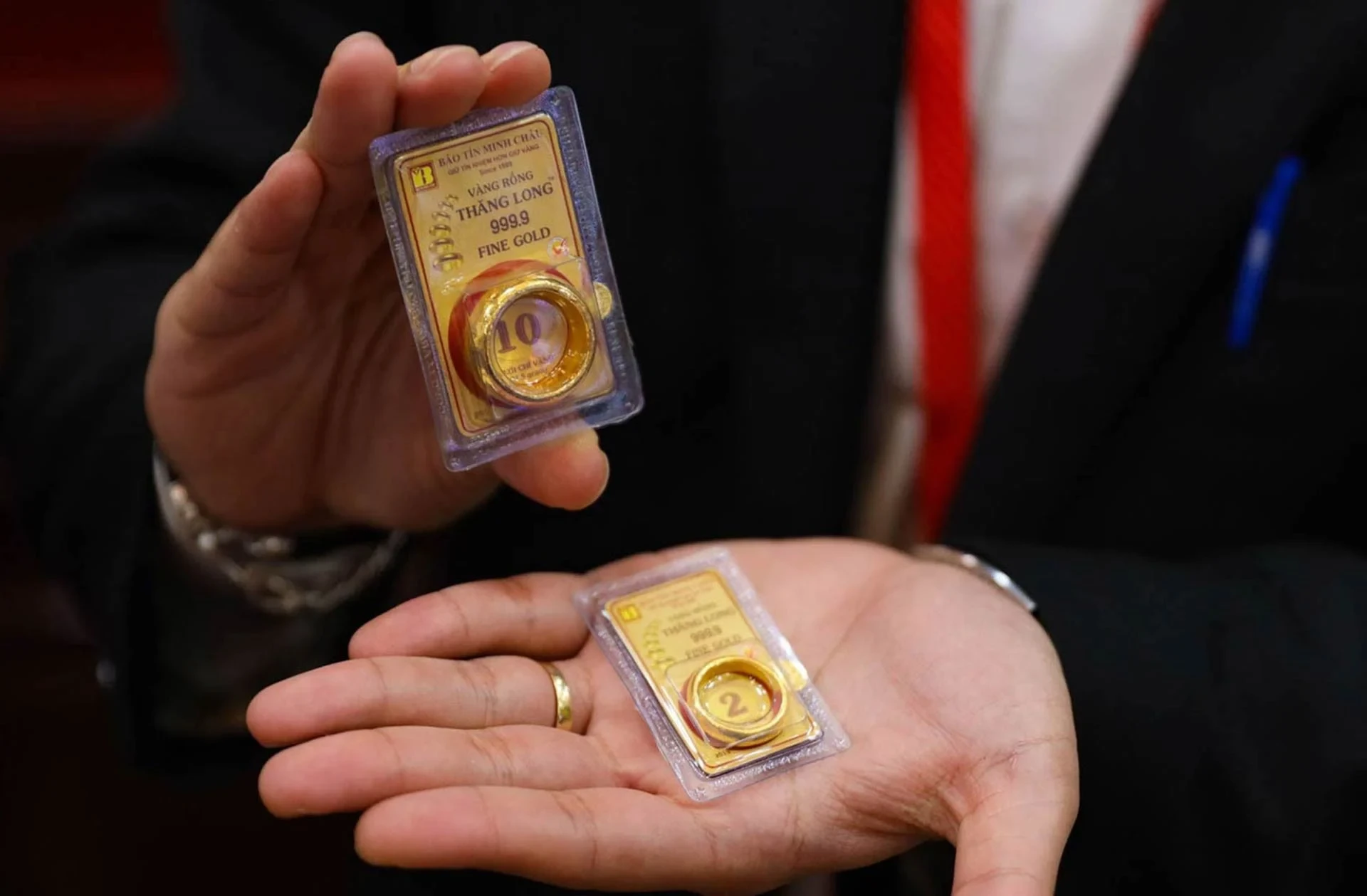 Giá vàng chiều nay 11/4/2026: Bảng giá SJC DOJI PNJ chốt ngày hôm nay