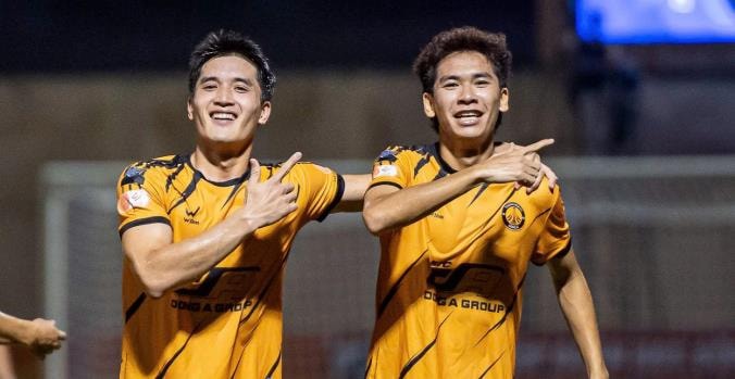 Nguyễn Ngọc Mỹ phải nén đau thi đấu trong bối cảnh Thanh Hóa thiếu hụt nhân sự.