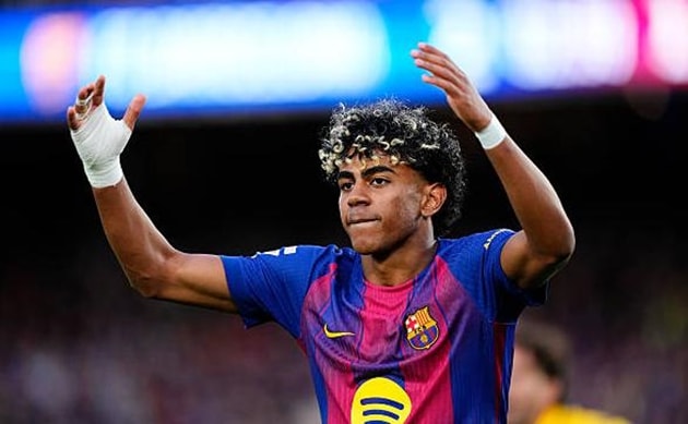 Lamine Yamal giúp Barcelona dễ dàng đánh bại Espanyol