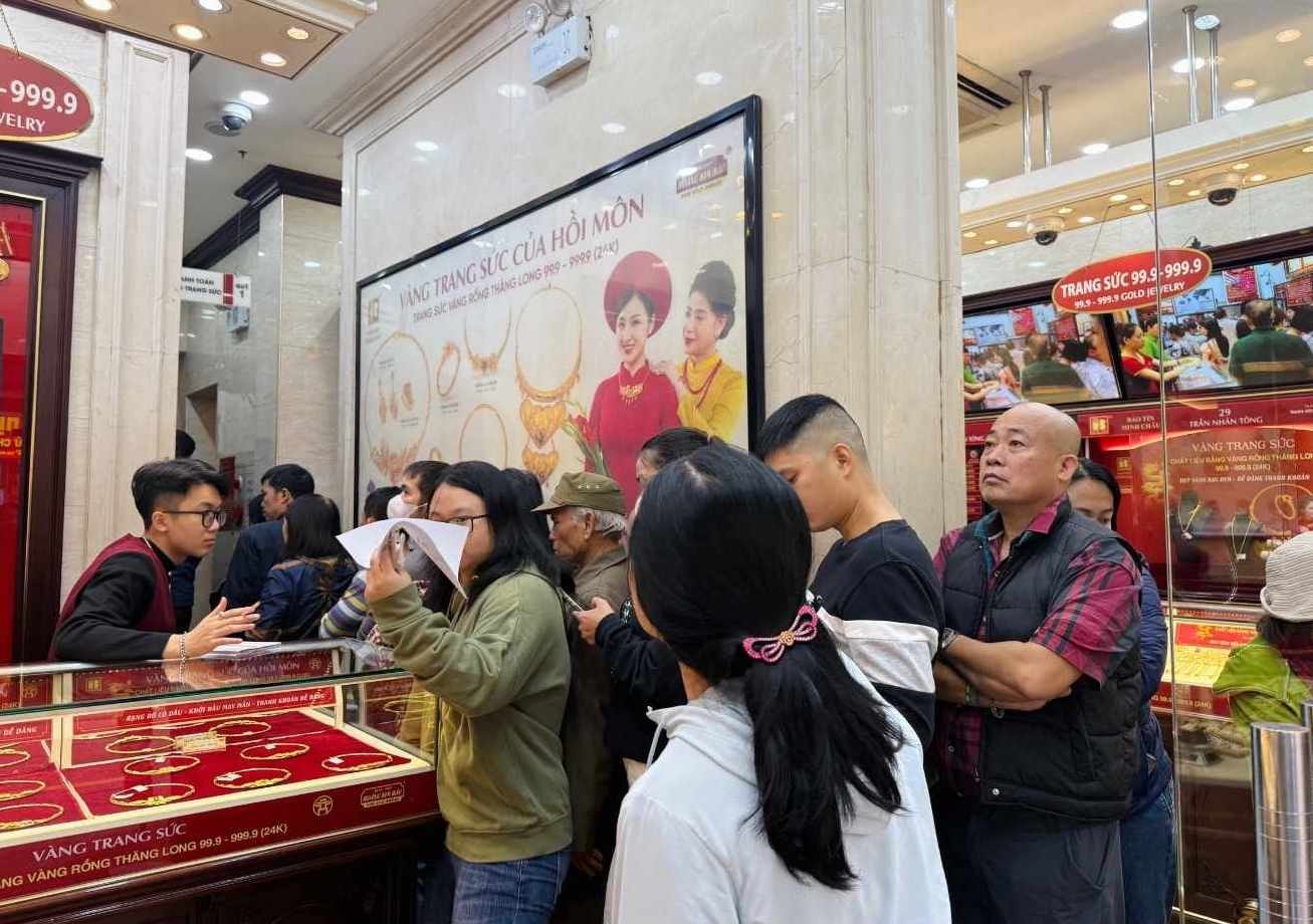 Giá vàng chiều nay 13/4/2026: Bảng giá SJC DOJI PNJ chốt ngày hôm nay