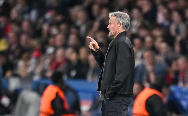 Luis Enrique quyết định tiếp tục gắn bó với dự án của PSG