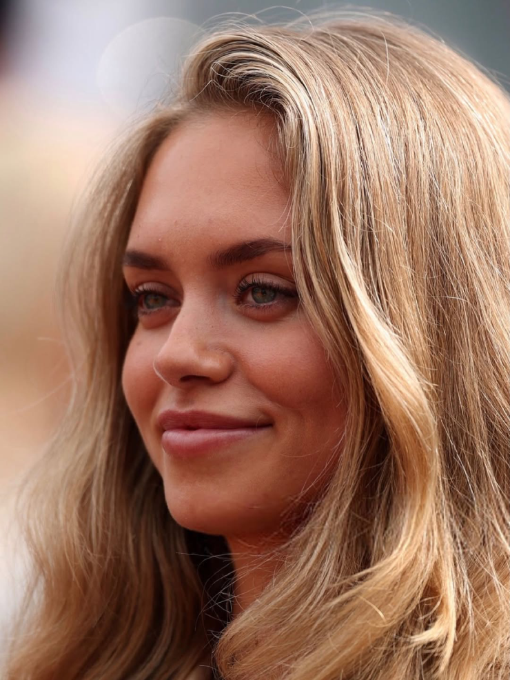 Phong cách thời trang tinh tế của nàng WAGs tennis