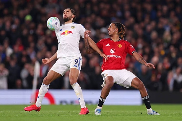 Leny Yoro nỗ lực bọc lót cho hàng thủ Man Utd