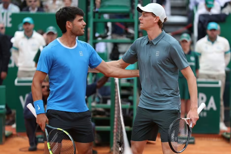 Carlos Alcaraz và Jannik Sinner giữ khoảng cách chuyên nghiệp sau các trận đấu kịch tính